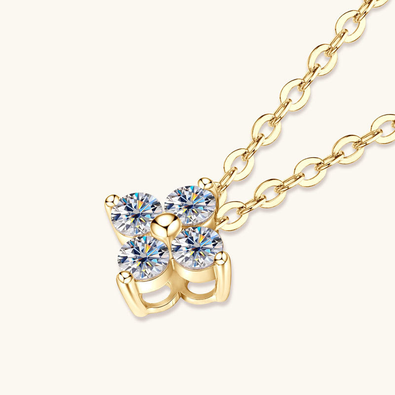 Minimalist Luxury Pendant Necklace