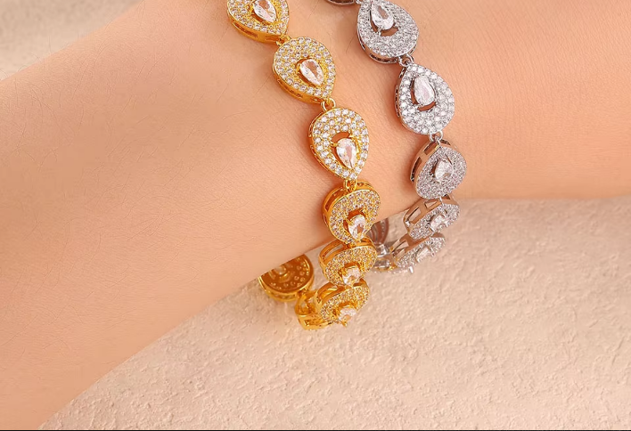 Classic Geometric Water Drop CZ Bracelet Gorgeous Zircon Jewellery.