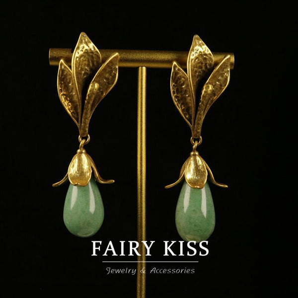 Light Luxury Brass Gold Plated Fine Stone Flower Earrings High-grade Niche Design All-match Elegant Earrings Alternate View