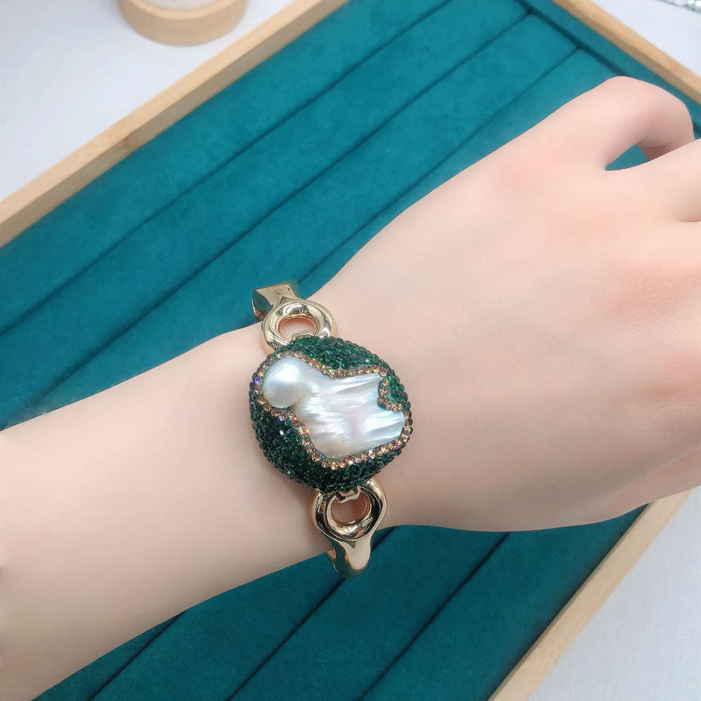 Natural Baroque Pearl Green Czech Diamond suit, Light Luxury Four-piece Jewellery.