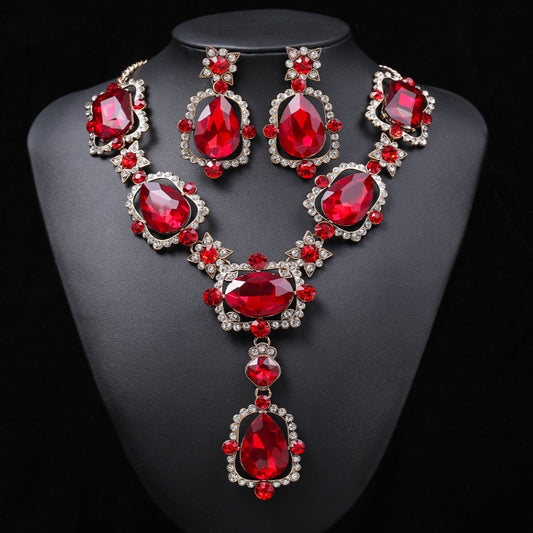 Necklace, ring Set Oversized Personality Fashion Clavicle Chain Alloy Inlaid Gem.