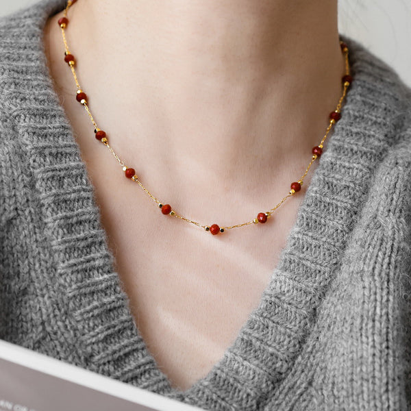 French Retro Interval Red Spinel Beaded Necklace Titanium Steel Electroplated 18K Gold High-grade Women's Clavicle Chain Light Luxury Alternate View