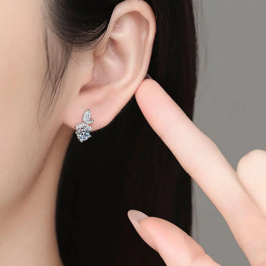 Full-Set 1ct Moissanite Earrings Women PT950 Platinum Pure platinum, even setting, all-around sparkle.