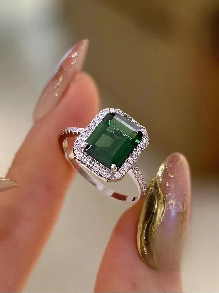 925 Sterling Silver Classic Vintage Emerald Cubic Zirconia Ring For Anniversary Luxury Jewellery.