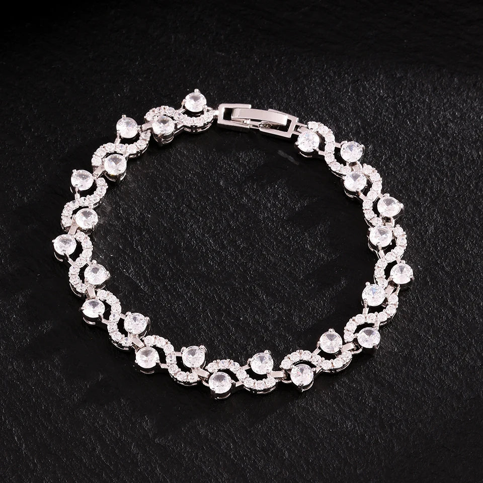 Luxury Geometric Water Drop Zirconia Bracelets for Elegant Women Full Crystal Charm Bracelet Jewellery.