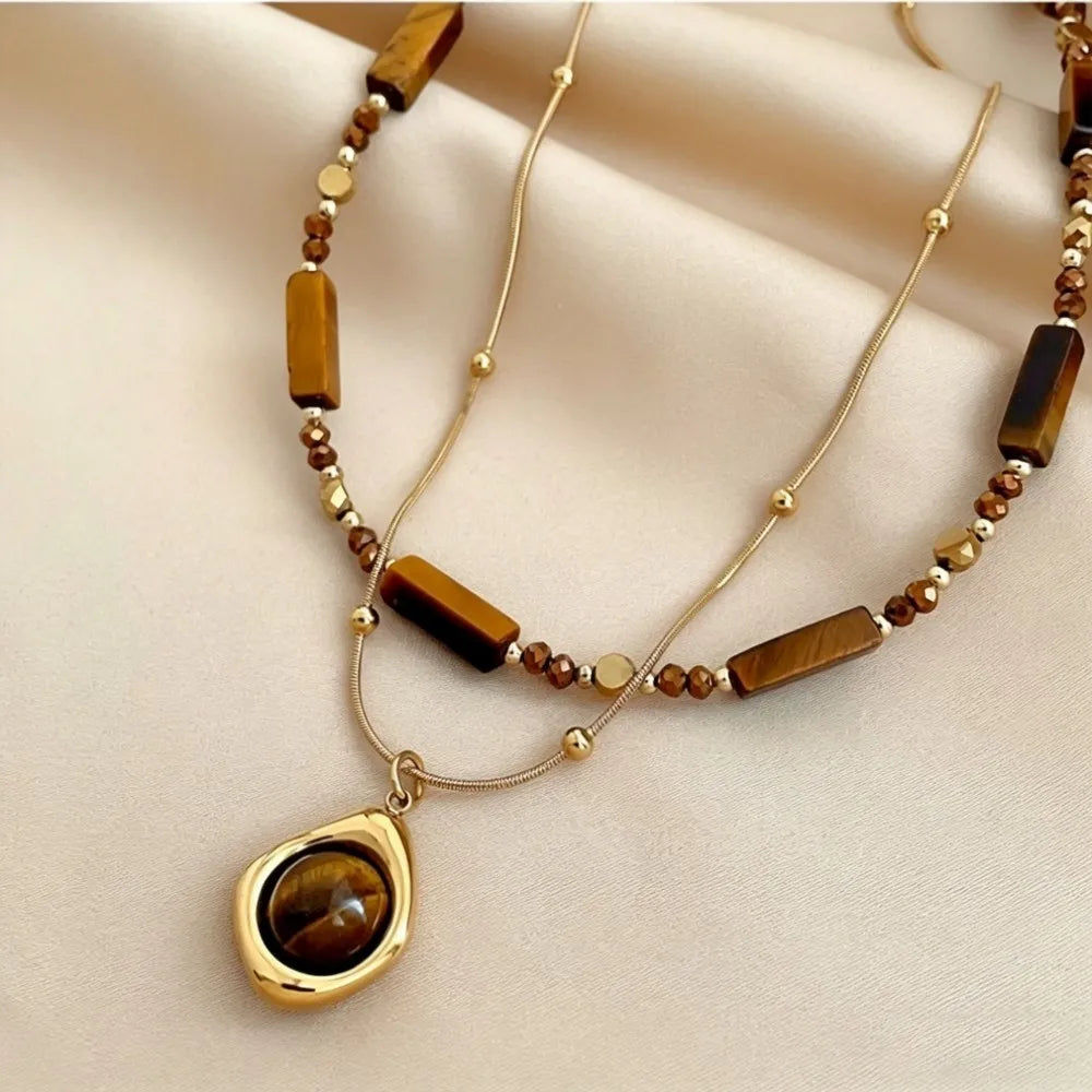 Retro Temperament Layered Stone Pendant Necklace For Women Stainless Steel Collarbone Chain necklaces.