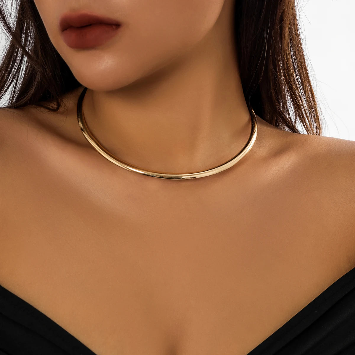 Elegant Simple Circle Collar Necklace Jewellery.