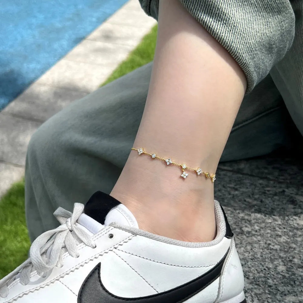 925 Sterling Silver Clover Design Ankle Bracelet Dainty Charm Chain Anklet Adjustable Flower Foot Jewellery.