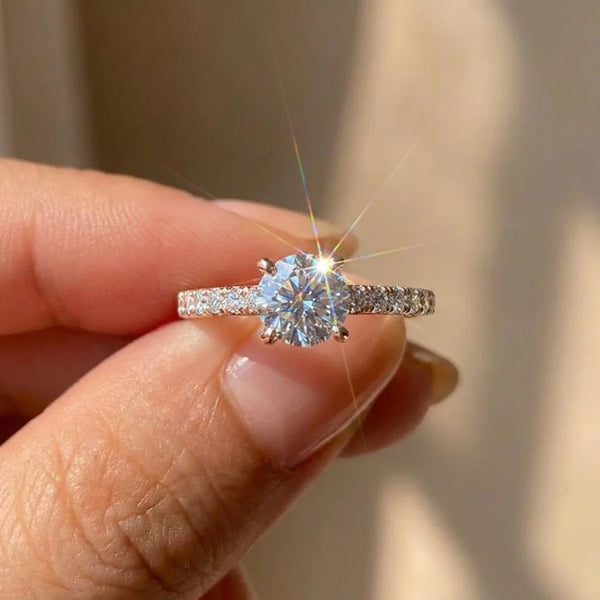 925 Sterling Silver Gorgeous Shiny Zircon Round Ring Luxury High Quality. Alternate View