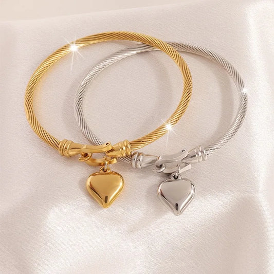 18k Gold Color Stainless Steel Heart Pendant Charm Bangle Bracelets.