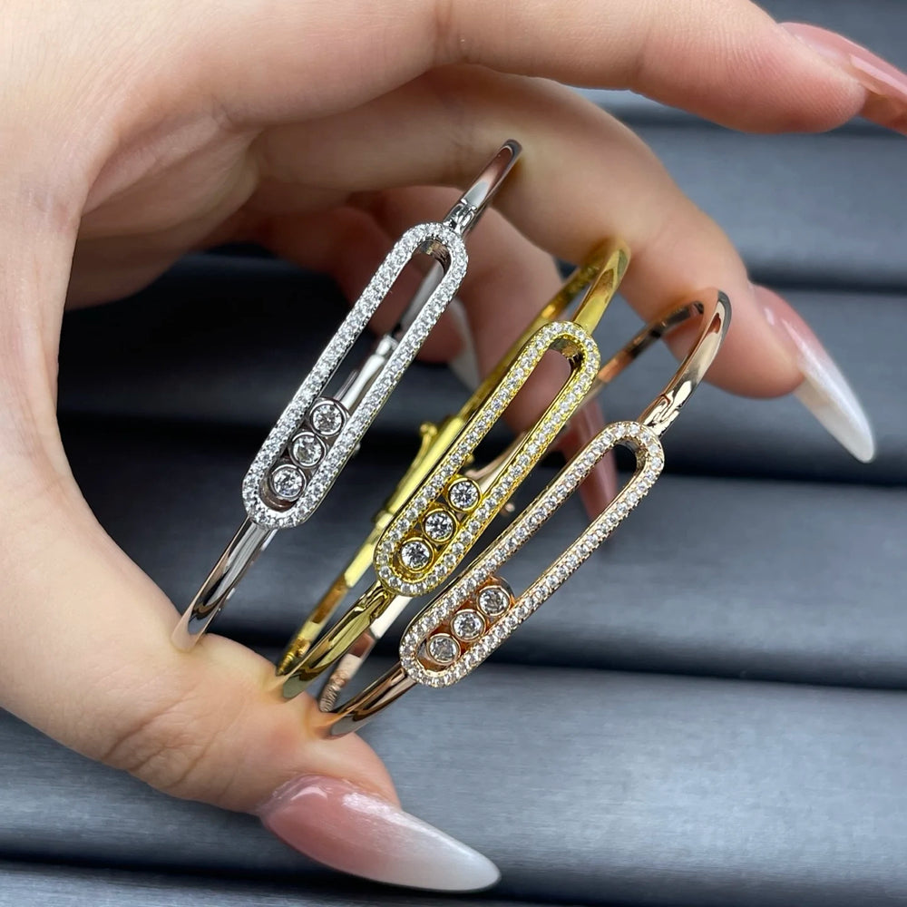 Classic circular bracelet, set with diamonds, luxurious and elegant