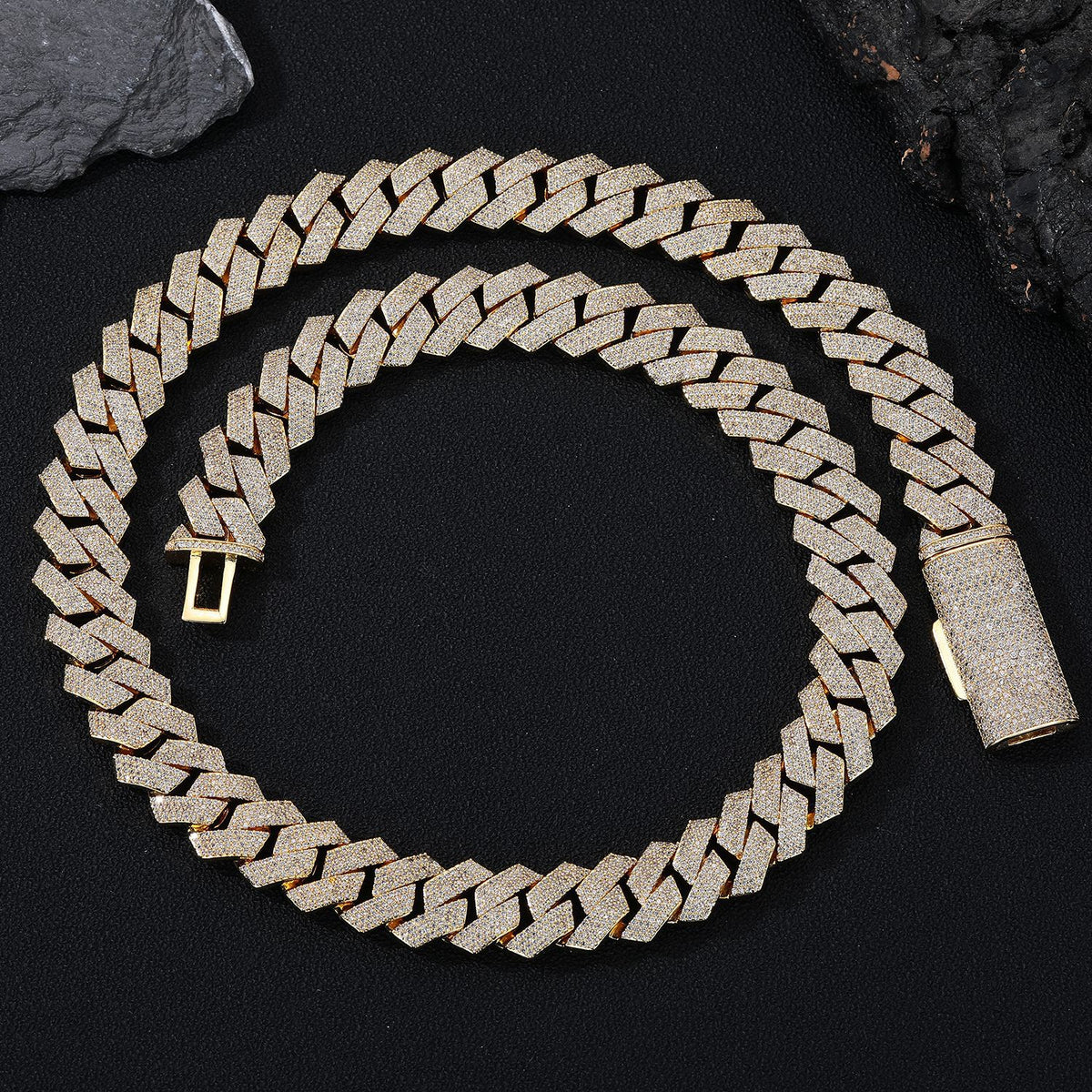 Men's Cuban Chain Zircon Necklace and Bracelet jewellery set.