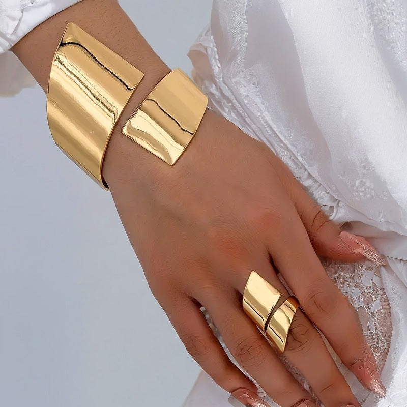 Adjustable Open Bracelet and Ring Jewellery Set.