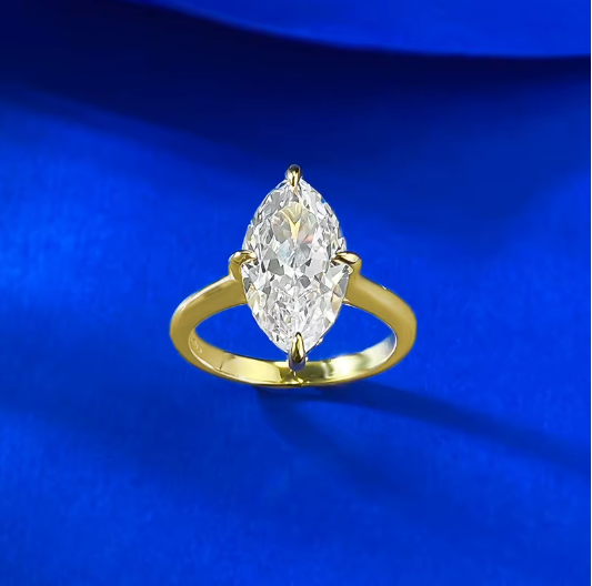 S925 Silver 8*15mm White Diamond Ring, beautiful Style.