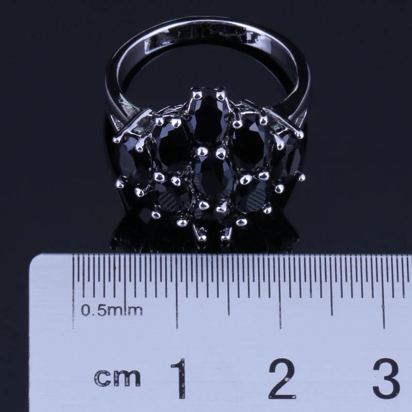 Dazzling Oval Black Cubic Zirconia Silver Plated Ring V0420