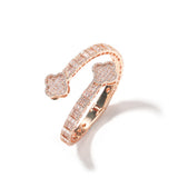 Copper inlaid zircon four-leaf clover bracelet high-end sense bracelet fashion.