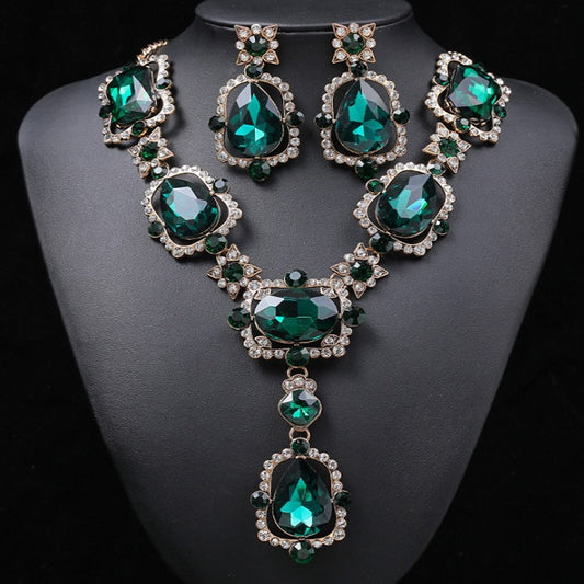 Necklace, ring Set Oversized Personality Fashion Clavicle Chain Alloy Inlaid Gem.