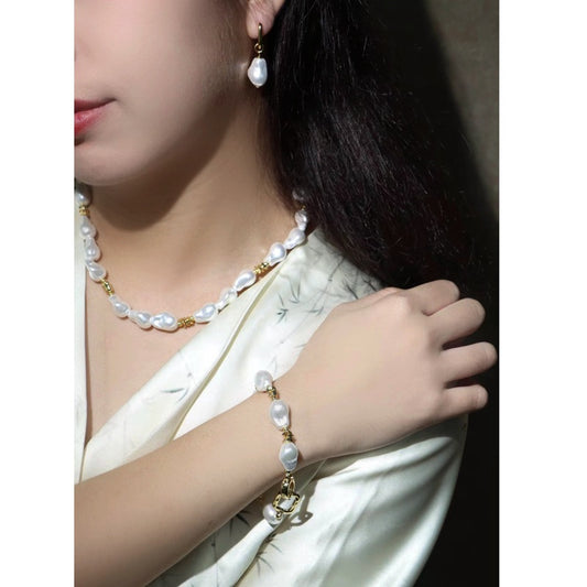 Special-Shaped Necklace Pearl Earrings Luxury High-End Pearl.