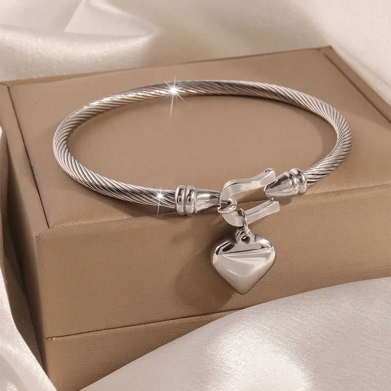 18k Gold Color Stainless Steel Heart Pendant Charm Bangle Bracelets.