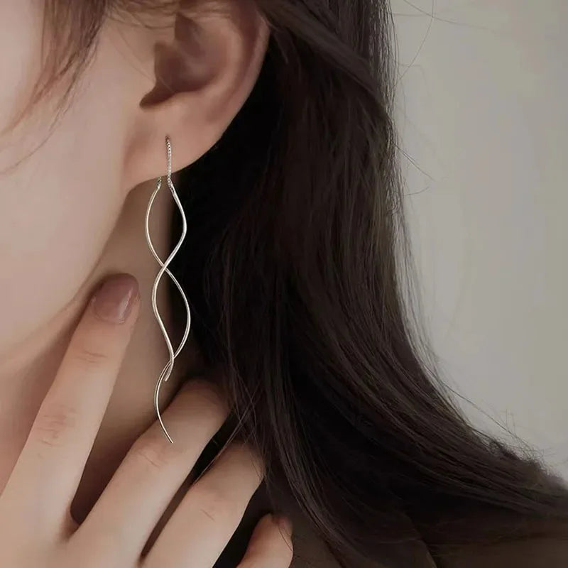 Long Wavy Fringe Hanging Earrings High-End Jewelry.