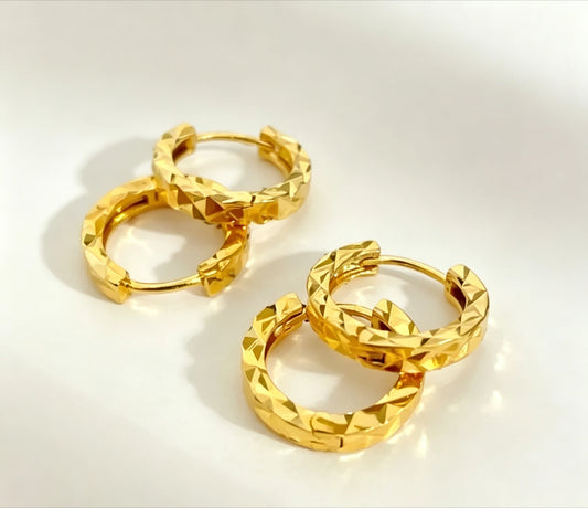 Pure Gold real gold Women's sparkling earrings niche light luxury earrings .