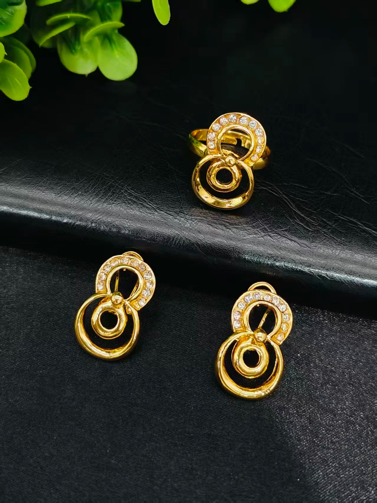 Luxury 24K Plated Gold Necklace Earrings Bracelet Ring ﻿Jewelry Set.