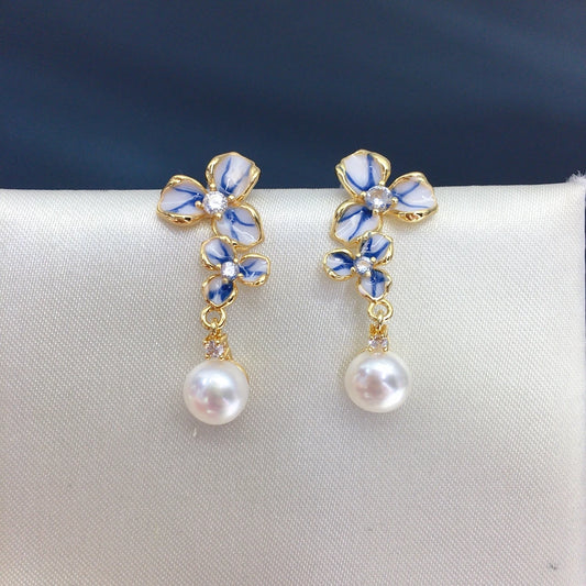 Freshwater Pearl Earrings 7-7.5mm Zircon Symmetry Flower Style Fashion Jewellery.