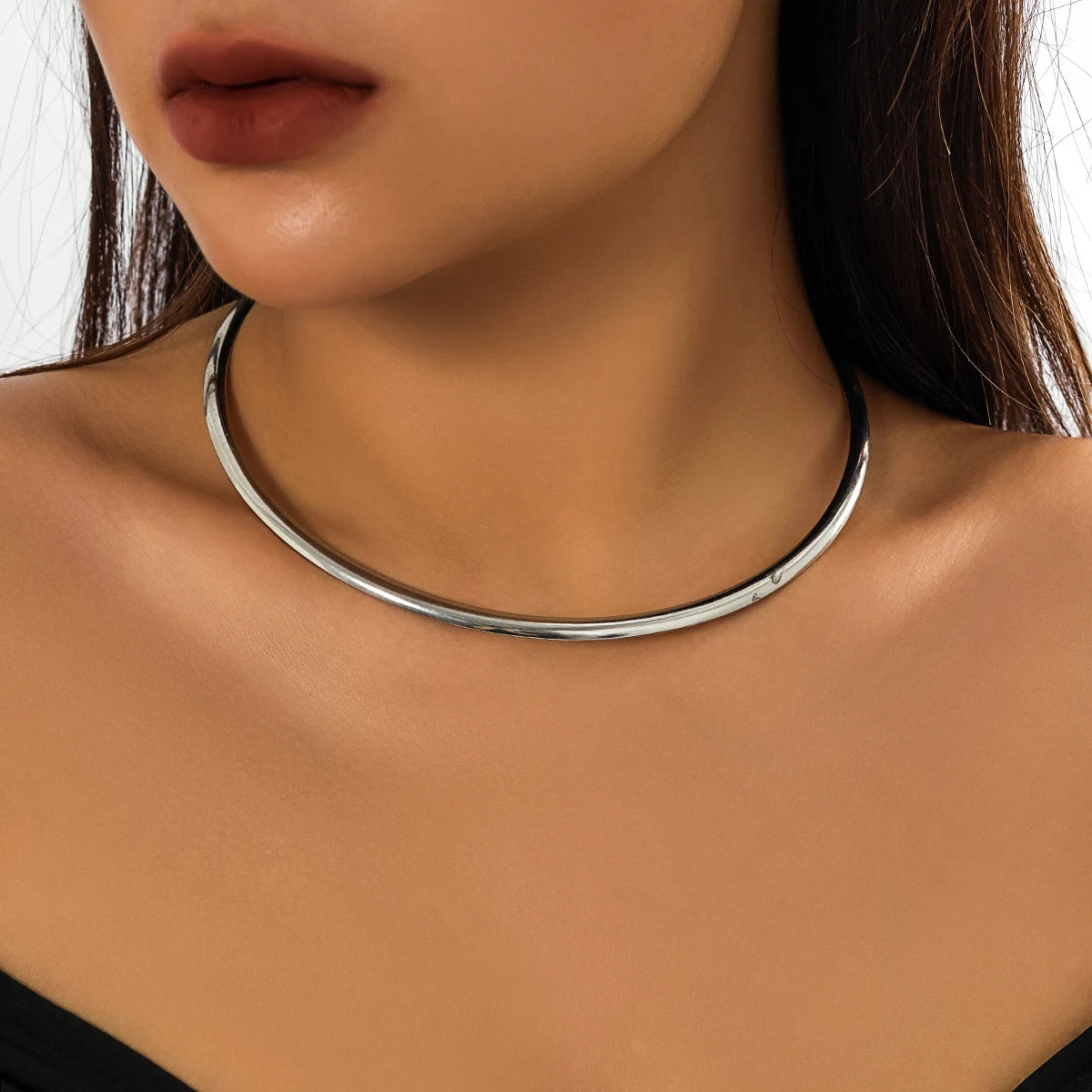 Elegant Simple Circle Collar Necklace Jewellery.