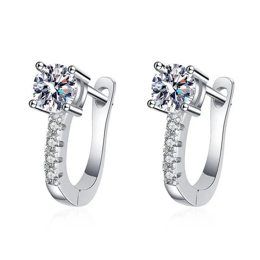 18K platinum diamond classic U-shaped earrings Platinum quality 1 carat  color moissanite stud earrings.