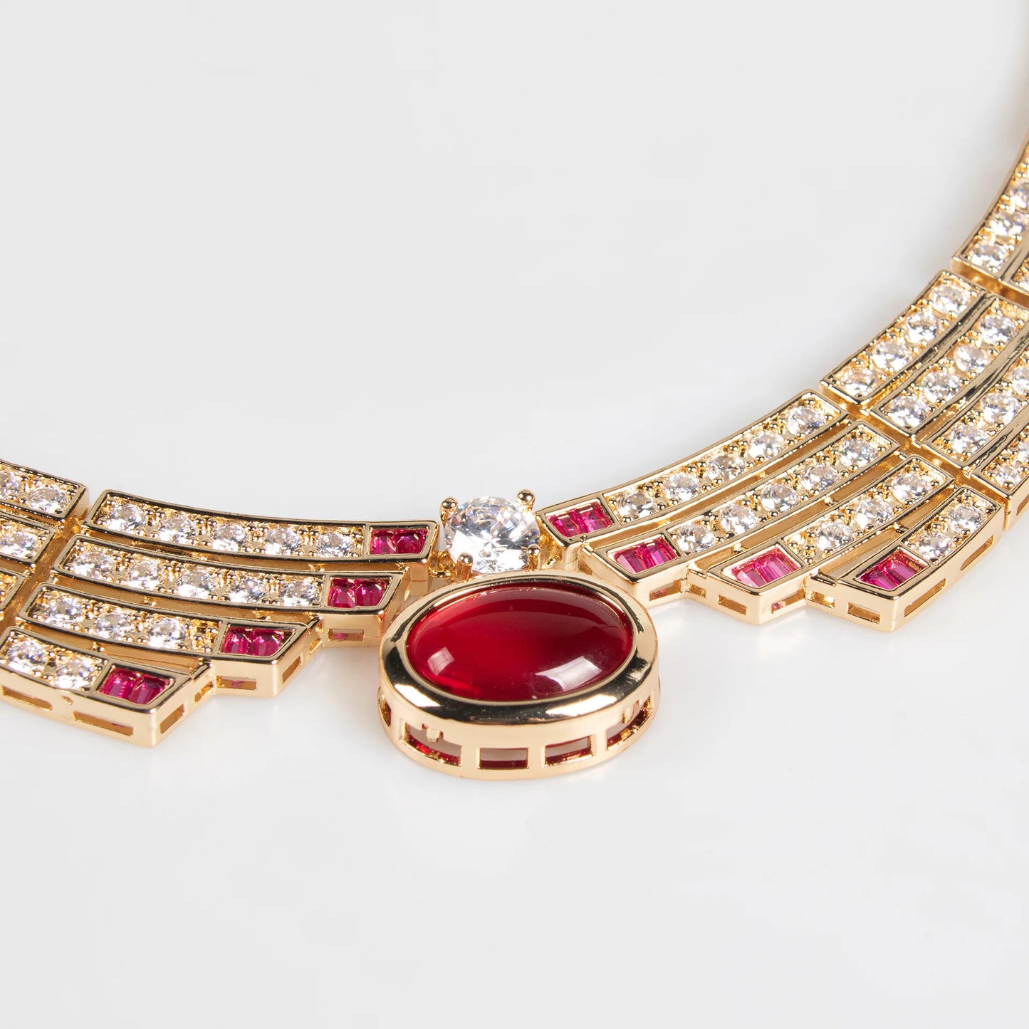 2 Piece Jewelry Set Exquisite Luxury Necklace Earrings Accessories.