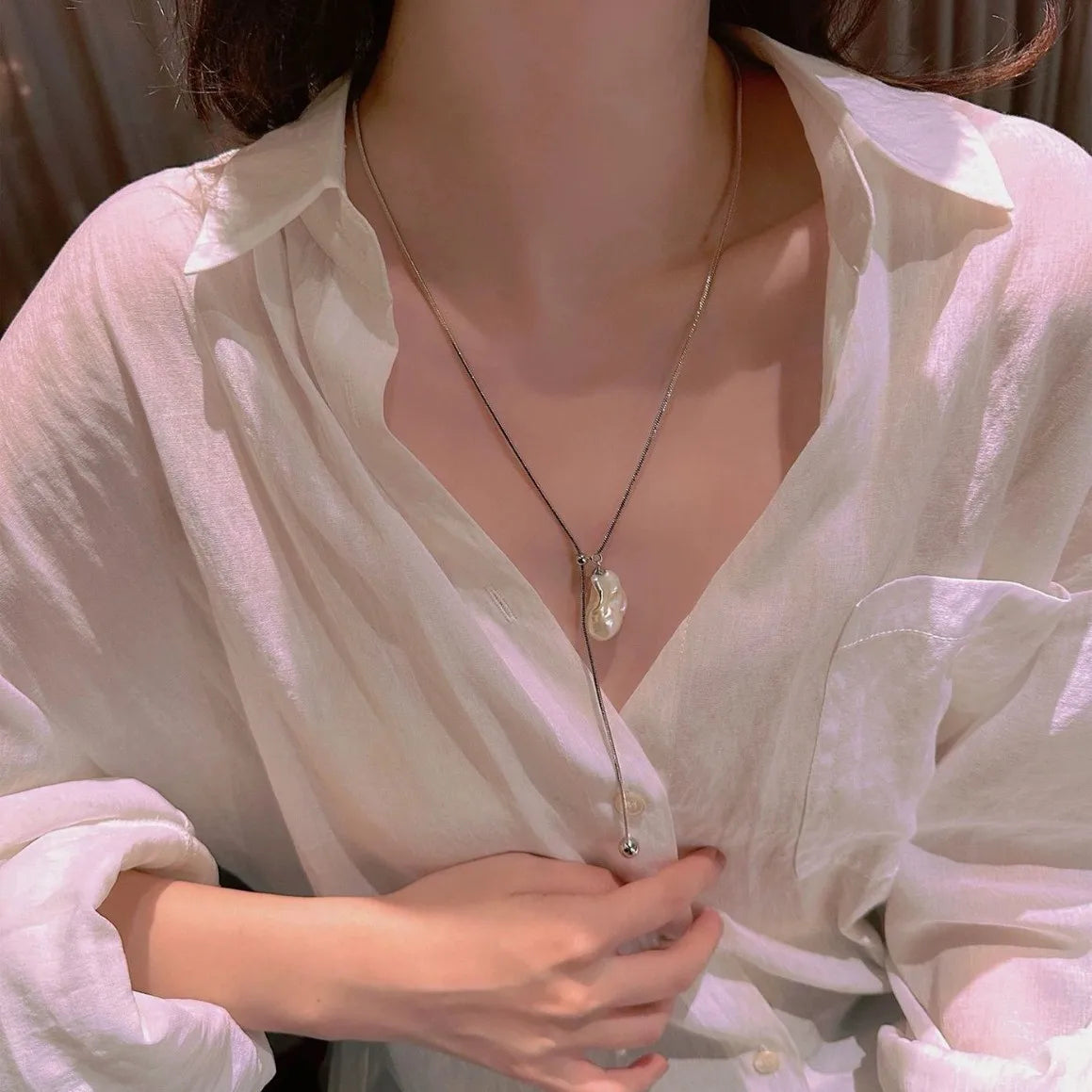 Stainless Steel Long with Pearls Necklace for Women Adjustable Chain Fashion Jewellery.