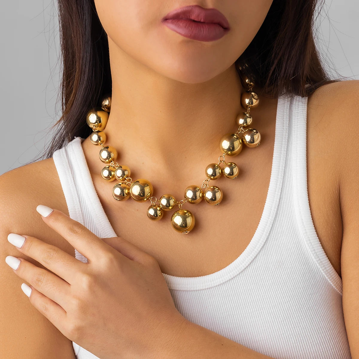 Exaggerated Acrylic  Big Ball Beads Necklace Clavicle Chain Jewellery.