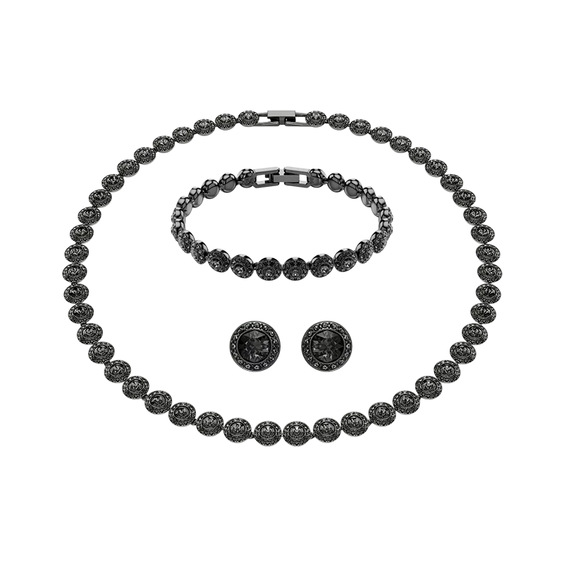 Light luxury jewelry set includes multiple elements necklace bracelet earrings set with a variety of styles to match