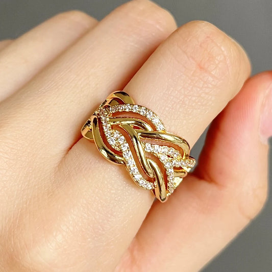 Gold Color Rings for Women Twist Design Luxury Inlaid Shiny CZ Fashion Luxury Jewellery Bulk.