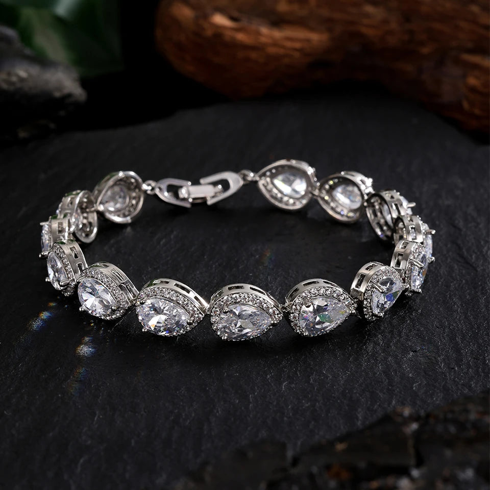 Luxury Geometric Water Drop Zirconia Bracelets for Elegant Women Full Crystal Charm Bracelet Jewellery.