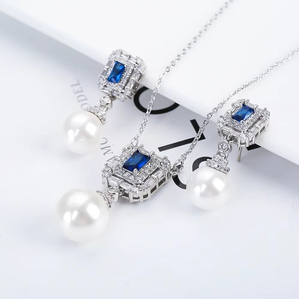 Luxury Irregular Pearl Classic Retro Pendant Jewelry Set 18K Gold Plated Crystal.