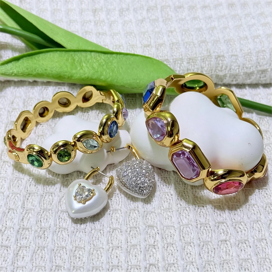 New necklace women's niche design bracelet high-end earrings light luxury ring jewellery set.