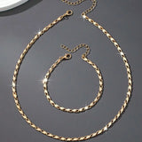 A Set of Sexy and Luxurious Women's Necklaces and Bracelets Metal Jewellery Set.