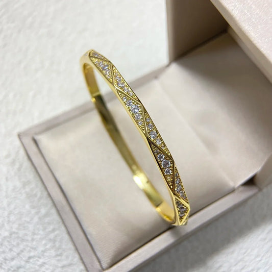 New diamond-set rhombic irregular closed-ended bracelet