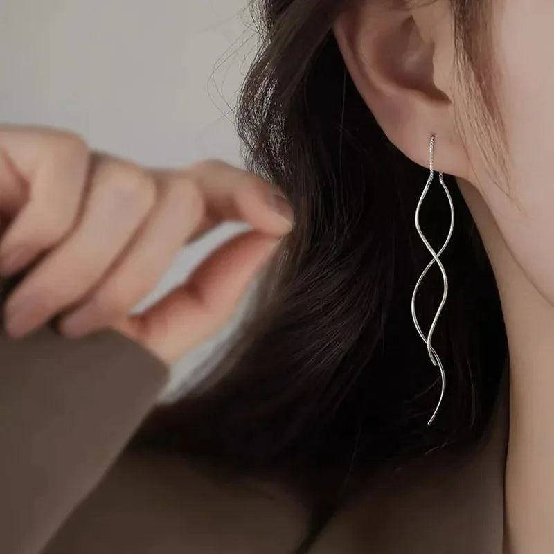 Long Wavy Fringe Hanging Earrings High-End Jewelry.