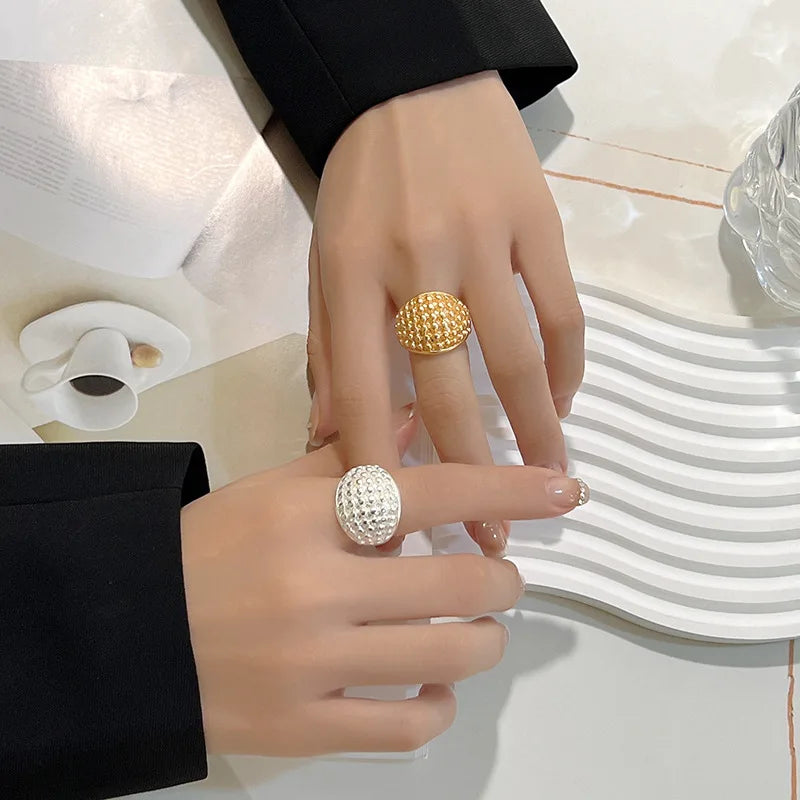 Beautiful shaped ring high-end fashion women's jewellery.