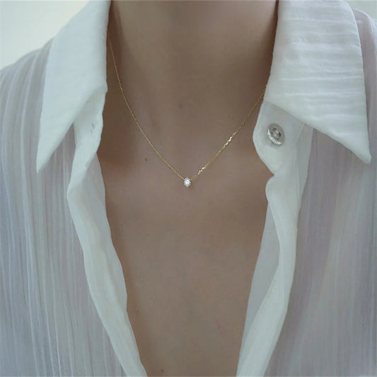 925 Sterling Silver 18k Gold-Plated Necklace With a Single Shiny 5A Zircon Collarbone Chain Jewellery.