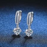 18K White Gold Platinum PT950 Earrings moissanite earrings classic four claw D color 1 carat earrings.