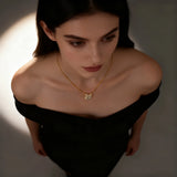 high-end swan pendant titanium steel necklace, light luxury niche design collarbone chain acc.