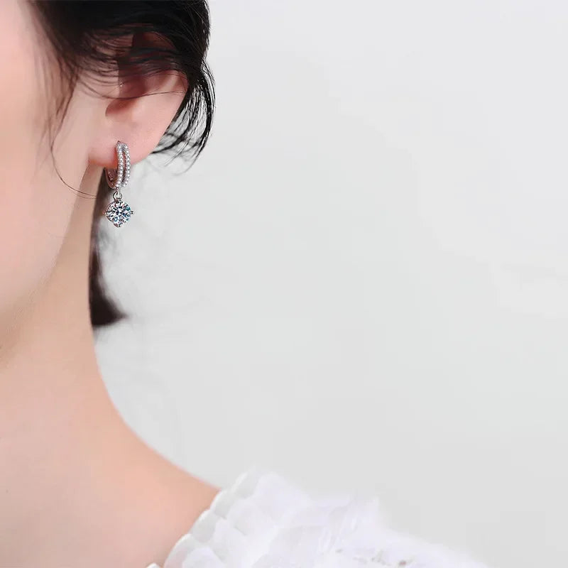Luxury Solid White Gold Platinum Earrings moissanite earrings classic four claw D color 1 carat earrings.