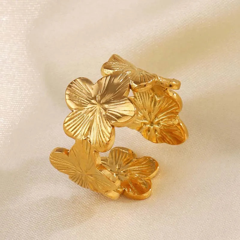 Elegant Stainless Steel Big Bloom Flower Rings, 18k Gold PVD Plated Open Ring Finger Jewelry.