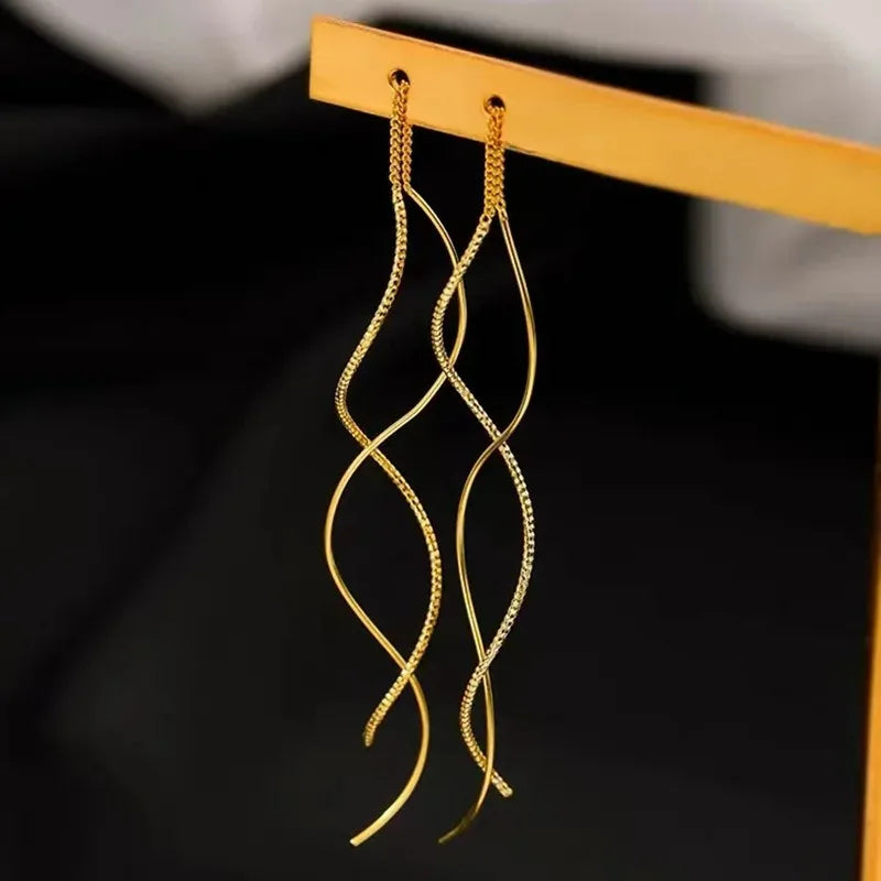 Long Wavy Fringe Hanging Earrings High-End Jewelry.