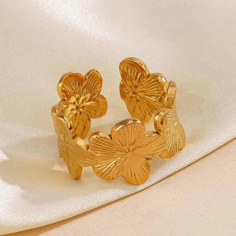 Elegant Stainless Steel Big Bloom Flower Rings, 18k Gold PVD Plated Open Ring Finger Jewelry.