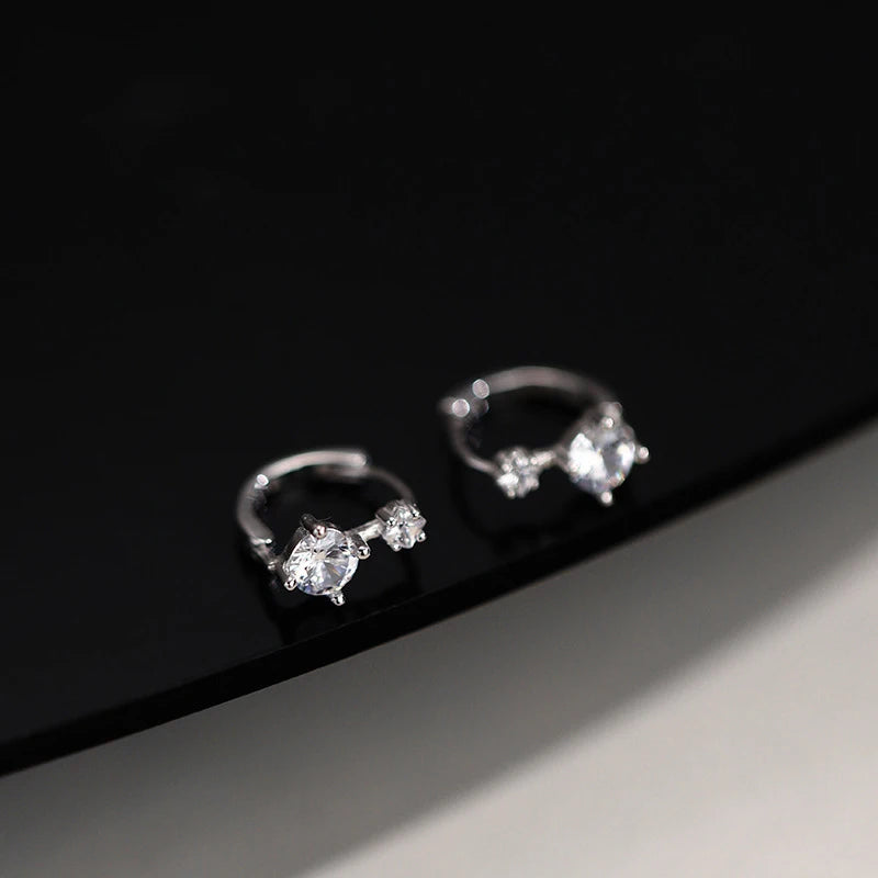 Classic Large and small diamond unique design earrings.