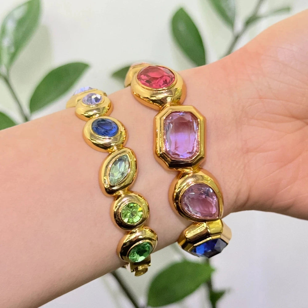 New necklace women's niche design bracelet high-end earrings light luxury ring jewellery set.